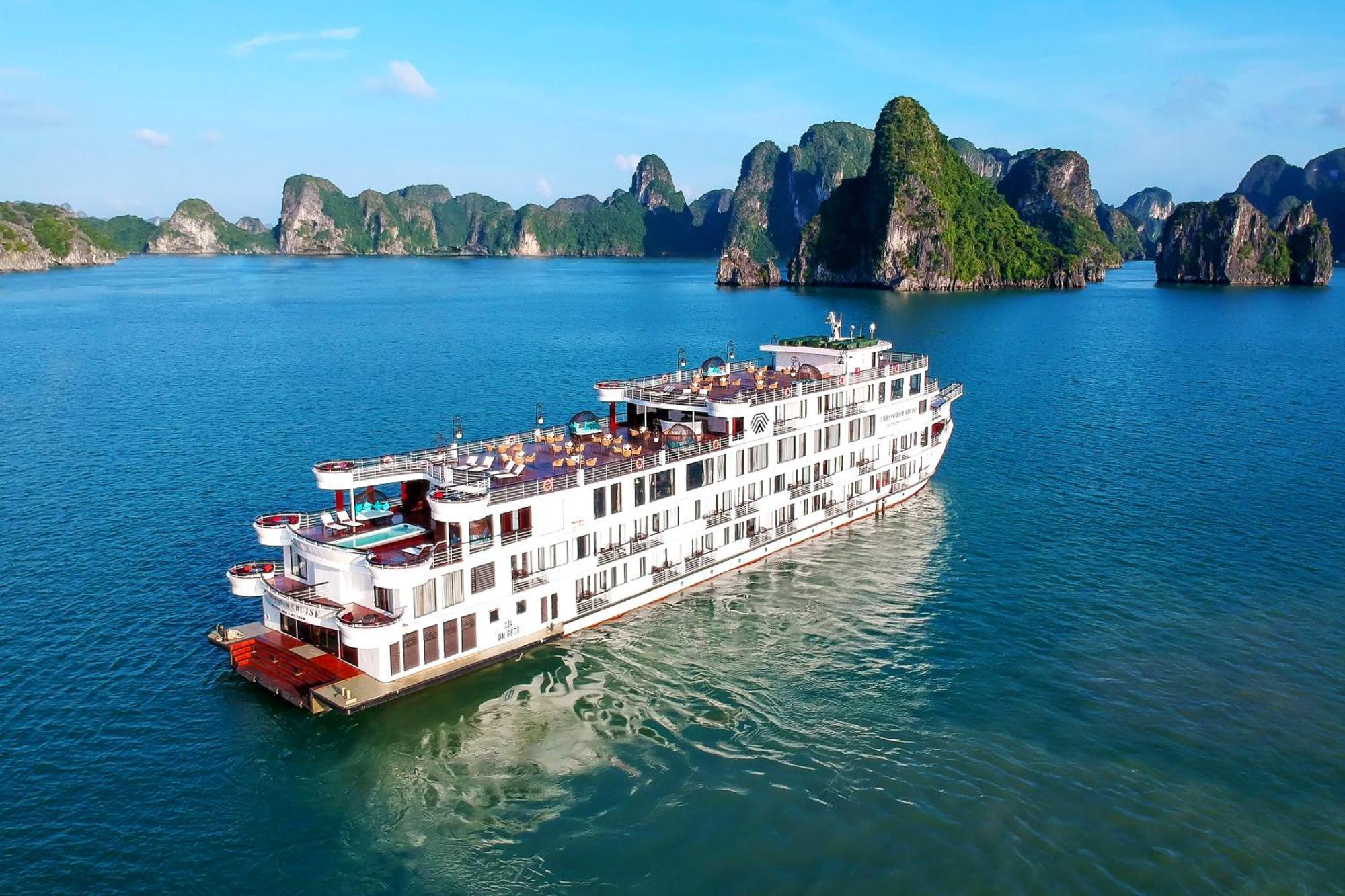 Ambassador Cruise Halong Bay Hotell Ha Long Exteriör bild